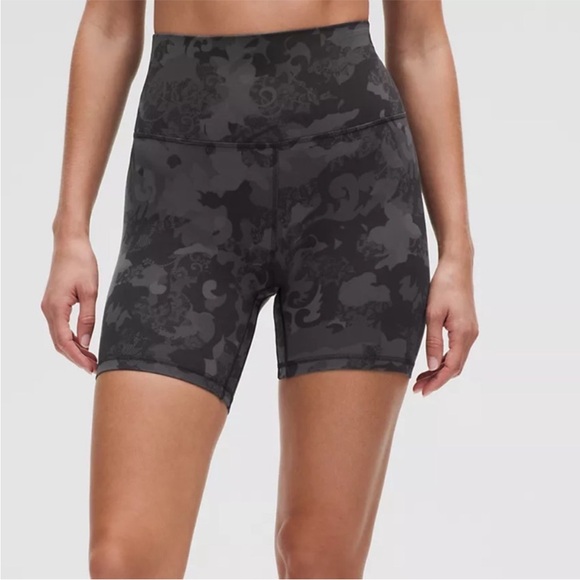 Lululemon Align Shorts - Picture 6 of 7